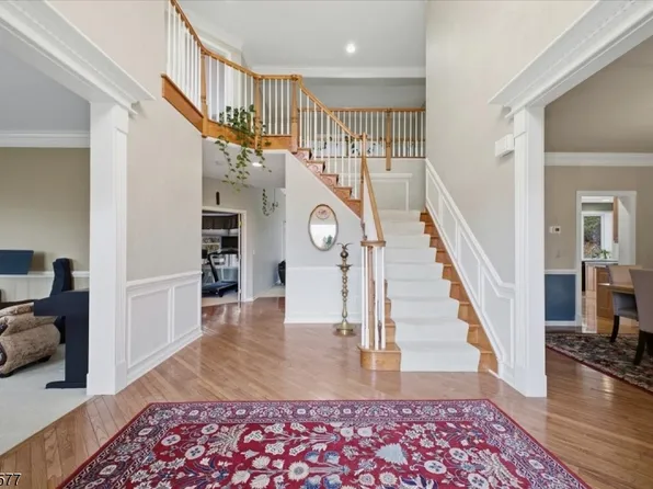 13 Old Schoolhouse Rd, Bethlehem Twp., NJ 08802