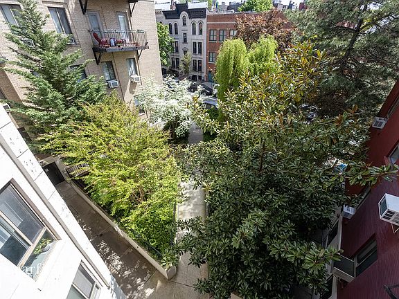 5th image of 759 President St APT 3H