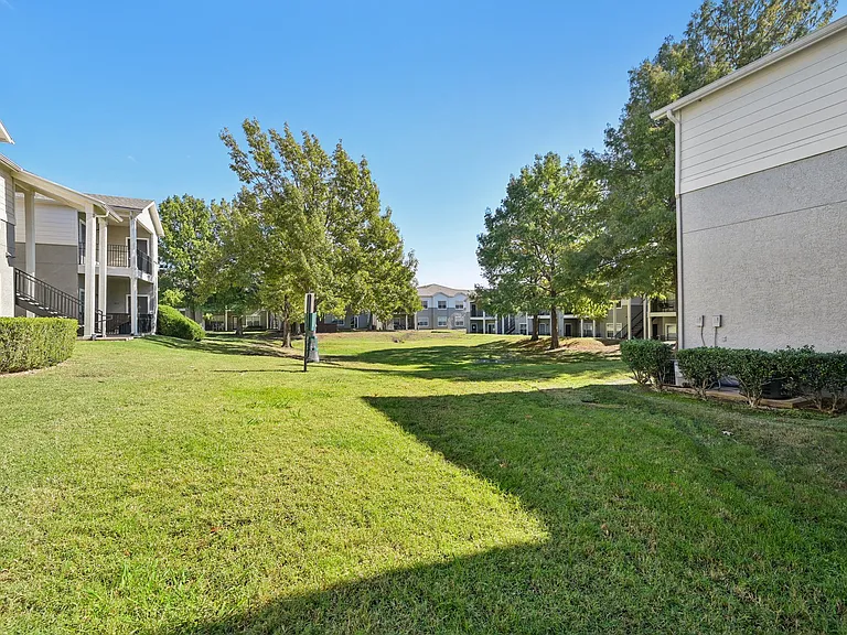 The Enclave at Stonebrook — Photo 37