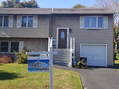 15 Meadow Ave, Medford, NY, 11763