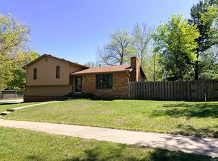 3317 Claflin Rd, Manhattan, KS 66503