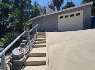 5027 Calderon Rd, Woodland Hills, CA 91364