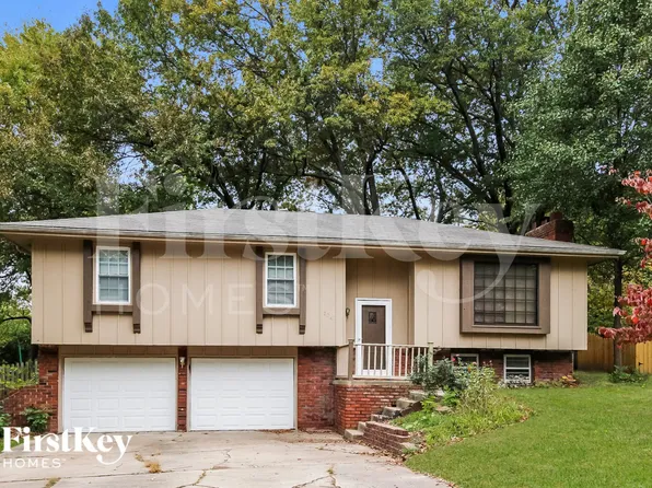 704 Melrose St, Liberty, MO 64068