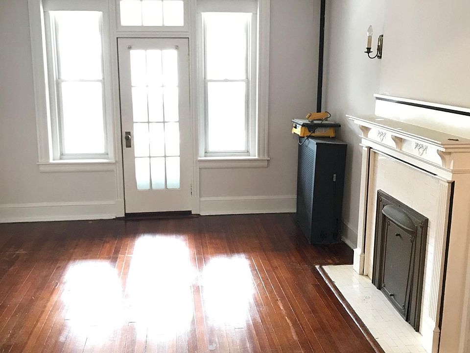 1st image of 911 Westover Ave #3