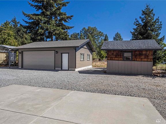 5th image of 9215 18th Ave E
