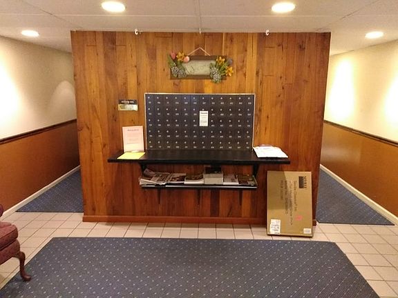3rd image of 500 Redondo Dr APT 303