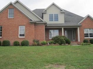 10825 Eagle Crossing Dr, Evansville, IN 47725