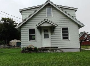 340 Burr Oak Ave, South Beloit, IL 61080