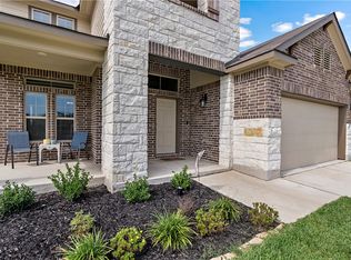 2043 Rock Ridge Ave, Bryan, TX 77807