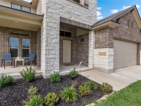 2043 Rock Ridge Ave, Bryan, TX 77807