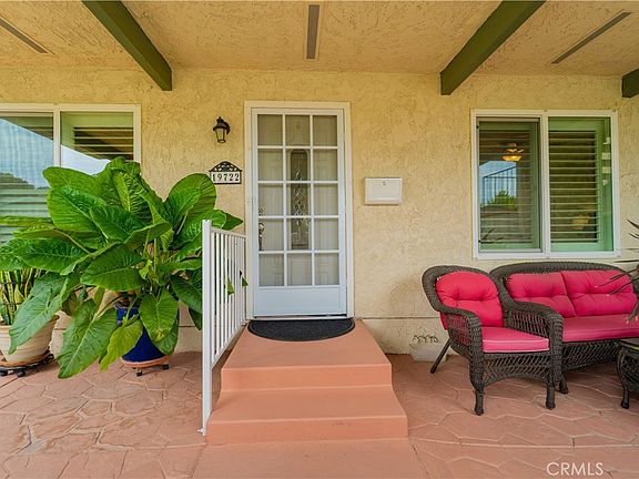 2nd image of 19722 Avenue Of The Oaks