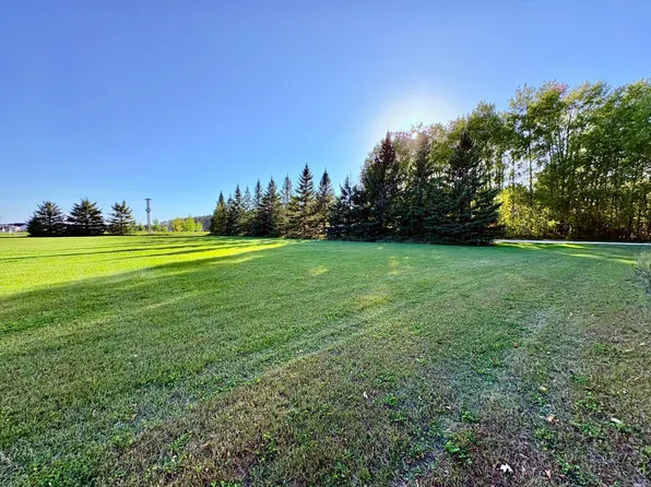 28th St NW, Baudette, MN 56623