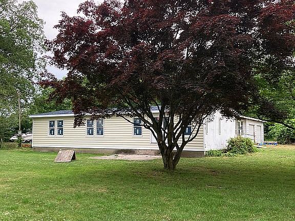2nd image of 342 Railroad Ave
