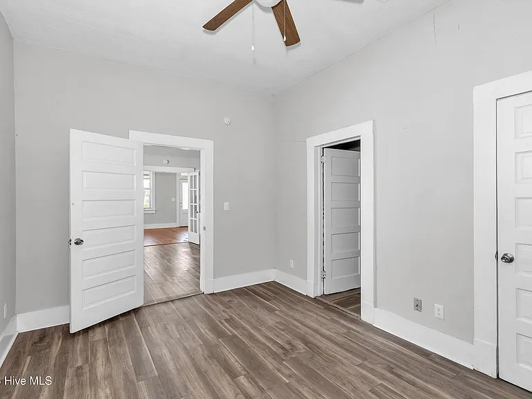 240 Ellis St #B — Photo 11