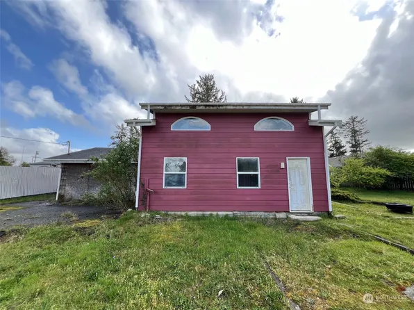 219 W Hunley Avenue, Westport, WA 98595