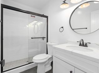 178 E 18th St #C, Costa Mesa, CA 92627