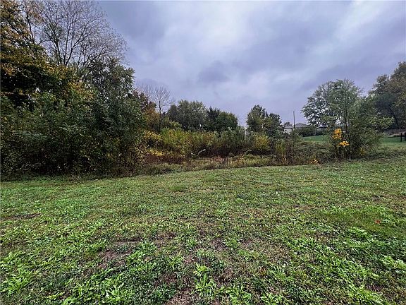 3rd image of LOT 22 Lawndale Ave