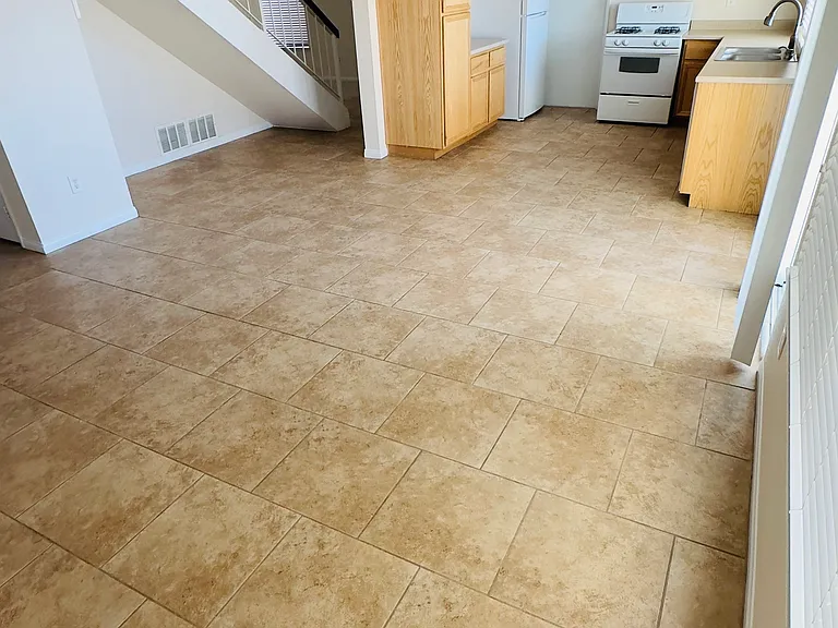 44035 Rodin Ave — Photo 8