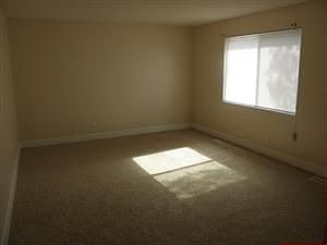 2nd image of 5541 Xanadu St