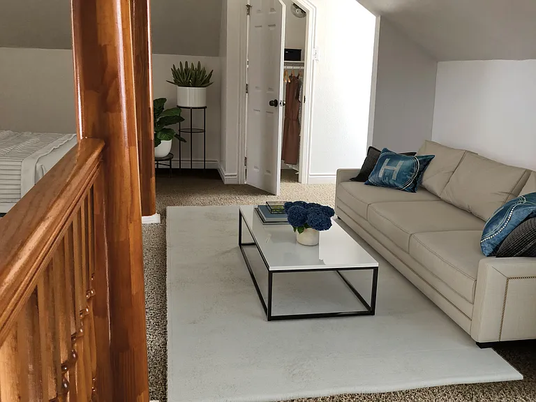 4122 Drake St #B — Photo 6
