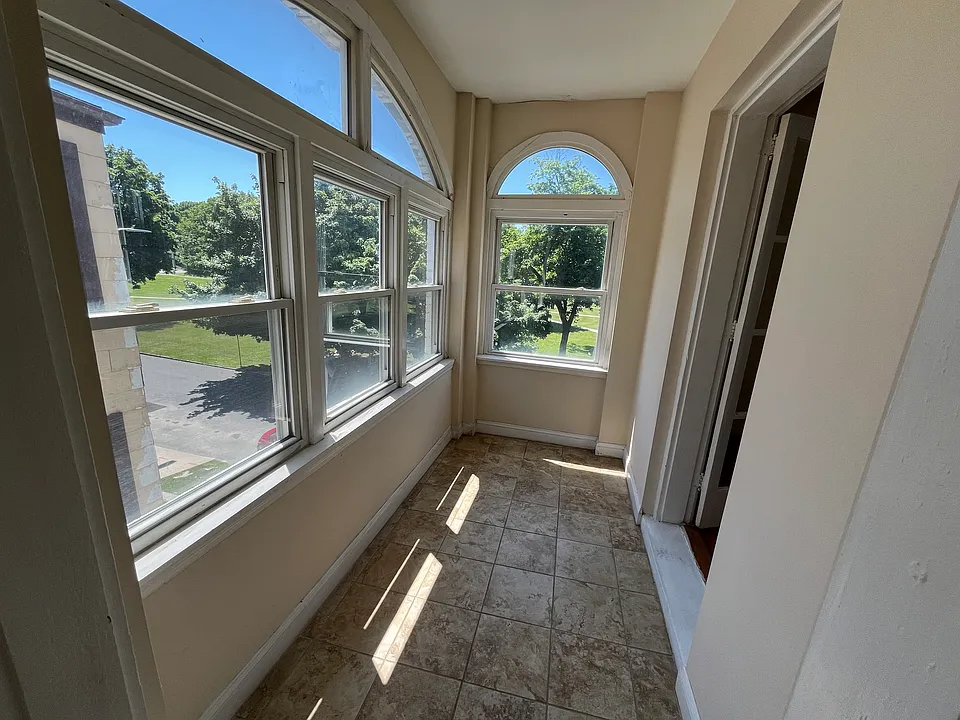 sun room