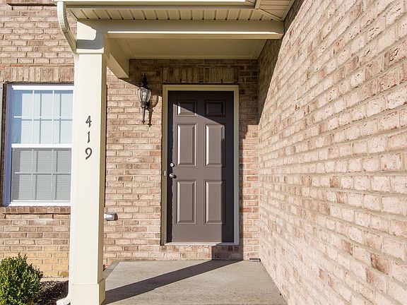3rd image of 419 Brandon Dr
