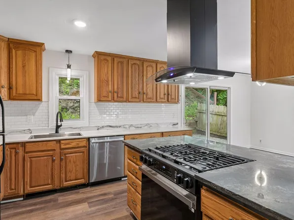 54 King St W, Saint Paul, MN 55107