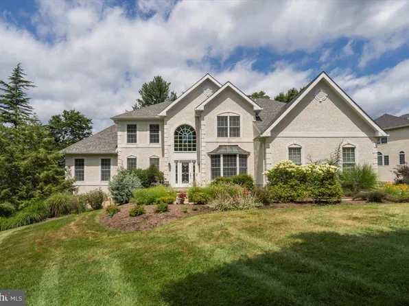 34 Heather Way, Newtown Square, PA 19073