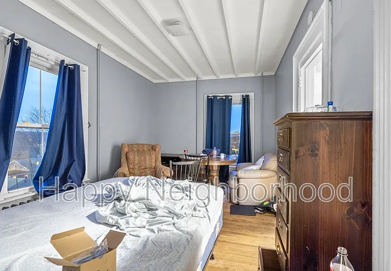 216 E Main St #7 — Photo 3