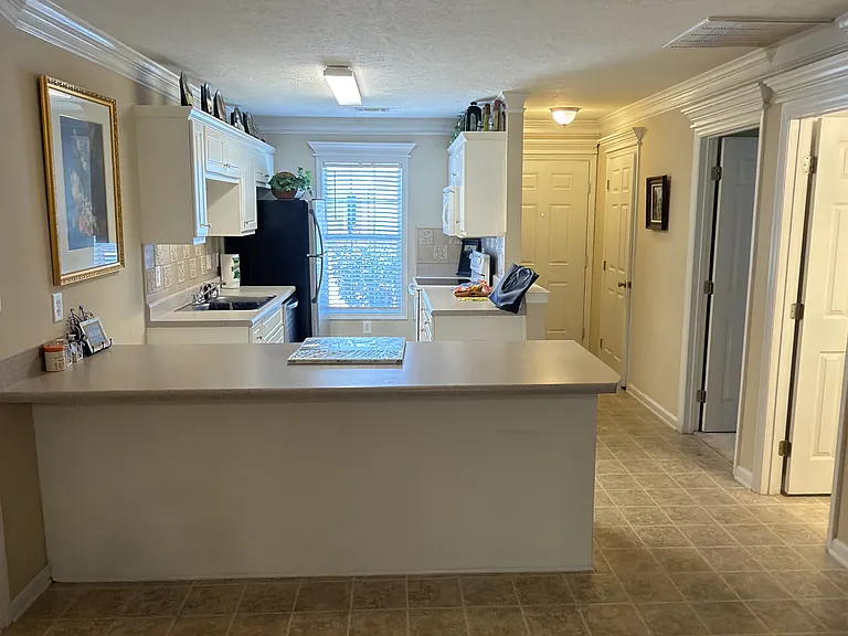 6027 Sanibel Dr — Photo 9