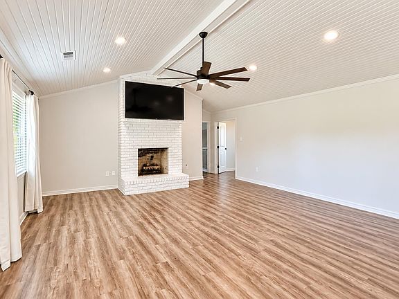 5th image of 7284 Island Rd