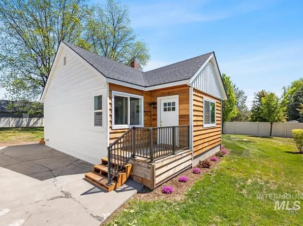 2705 Airport Ave, Caldwell, ID 83605