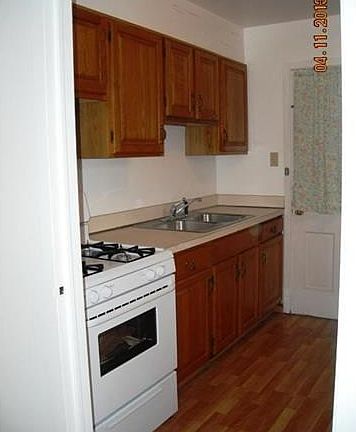 2nd image of 300 Buckner Dr #208