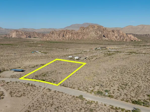 6920 Stack Pole Rd, El Paso, TX 79938