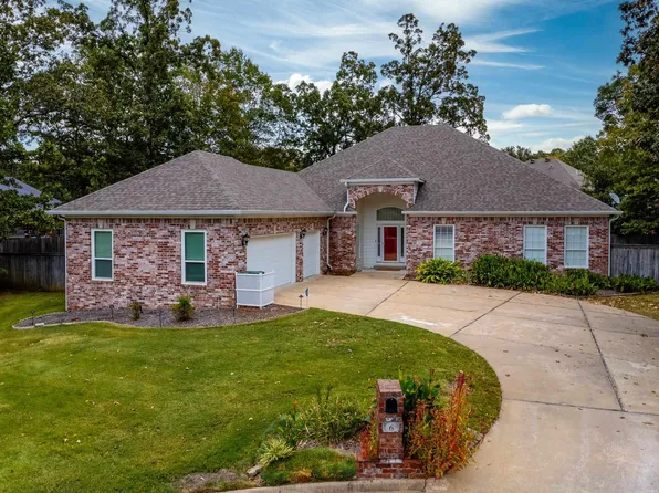6 Gravelle Dr, Little Rock, AR 72223