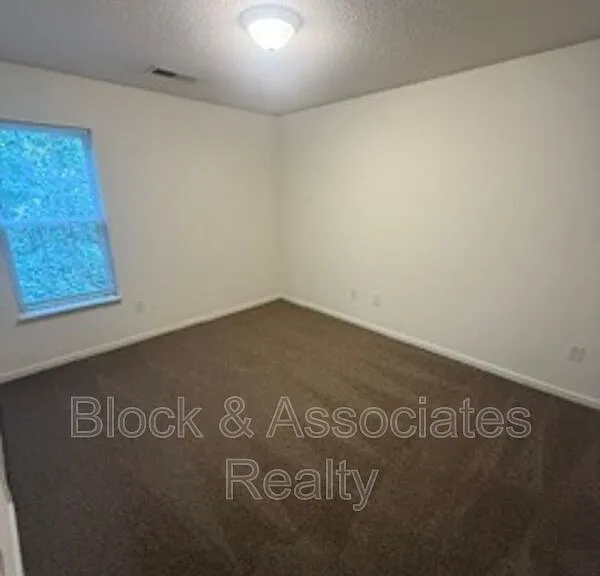 656 Cascade Ave #B — Photo 5
