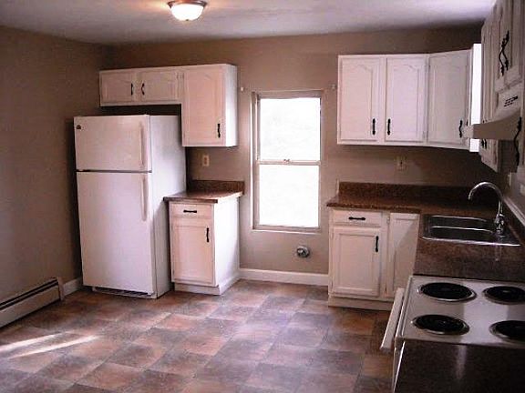 5th image of 402 Sanford St #1