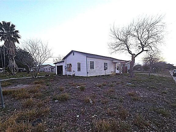 5th image of 921 E A Ave