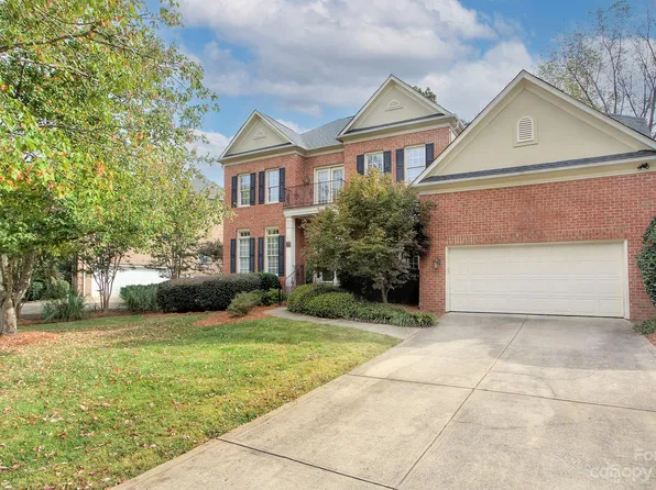 5509 Piper Glen Dr, Charlotte, NC 28277
