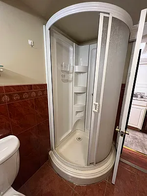 Rented by Standard Living Realty Inc | media 27