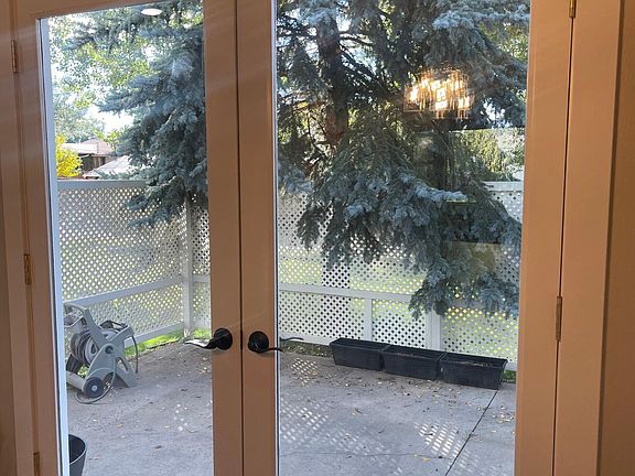 Looking to the back yard from the eating area