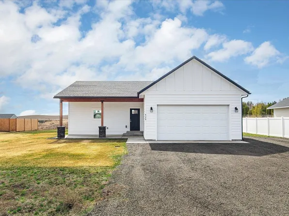 525 E Summit Ave, Reardan, WA 99029