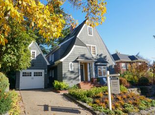 2662 SW Georgian Pl, Portland, OR 97201