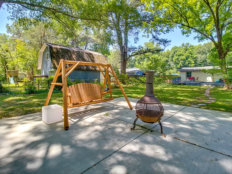 3218 Highland Dr SE — Photo 18