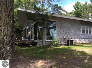 7913 Wenonah Trl, Manton, MI 49663