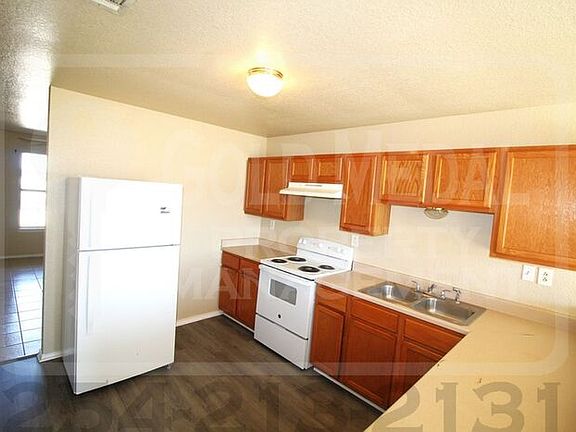 5th image of 3410 Cantabrian Dr APT B