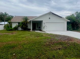 2923 Fiesta Dr, Venice, FL 34293