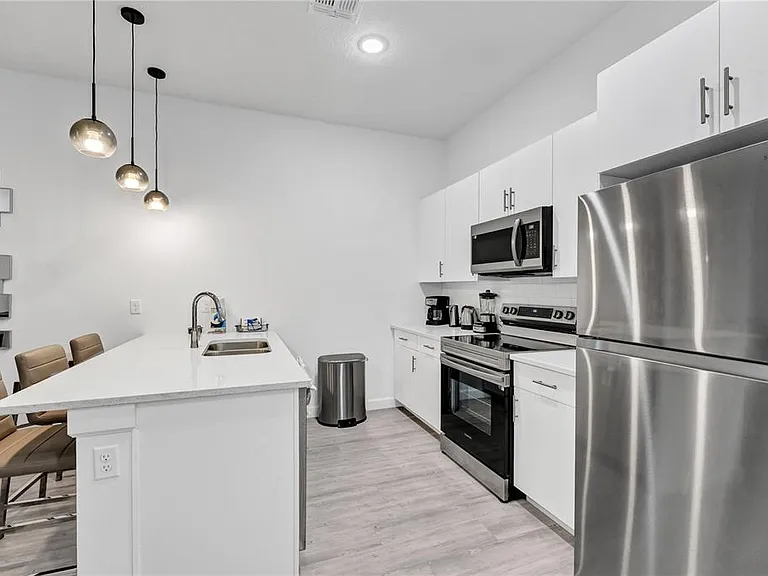 396 Famagusta Dr — Photo 6