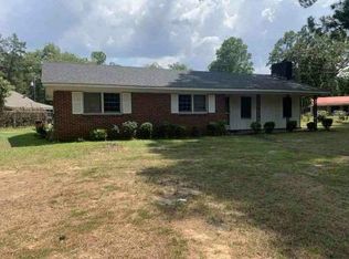 202 Crestwood Dr, Selma, AL 36701