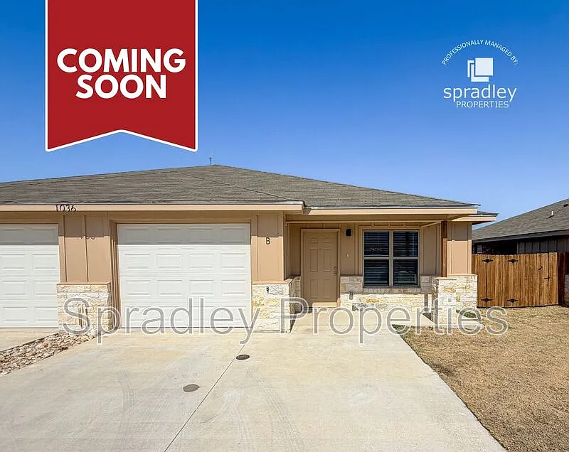 3 bed, 2.0 bath, 1293 sqft, $1,395 — Photo 1